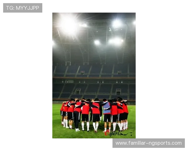 中国足球队新征程开启，备战世界杯预选赛展现全新阵容与战术风采